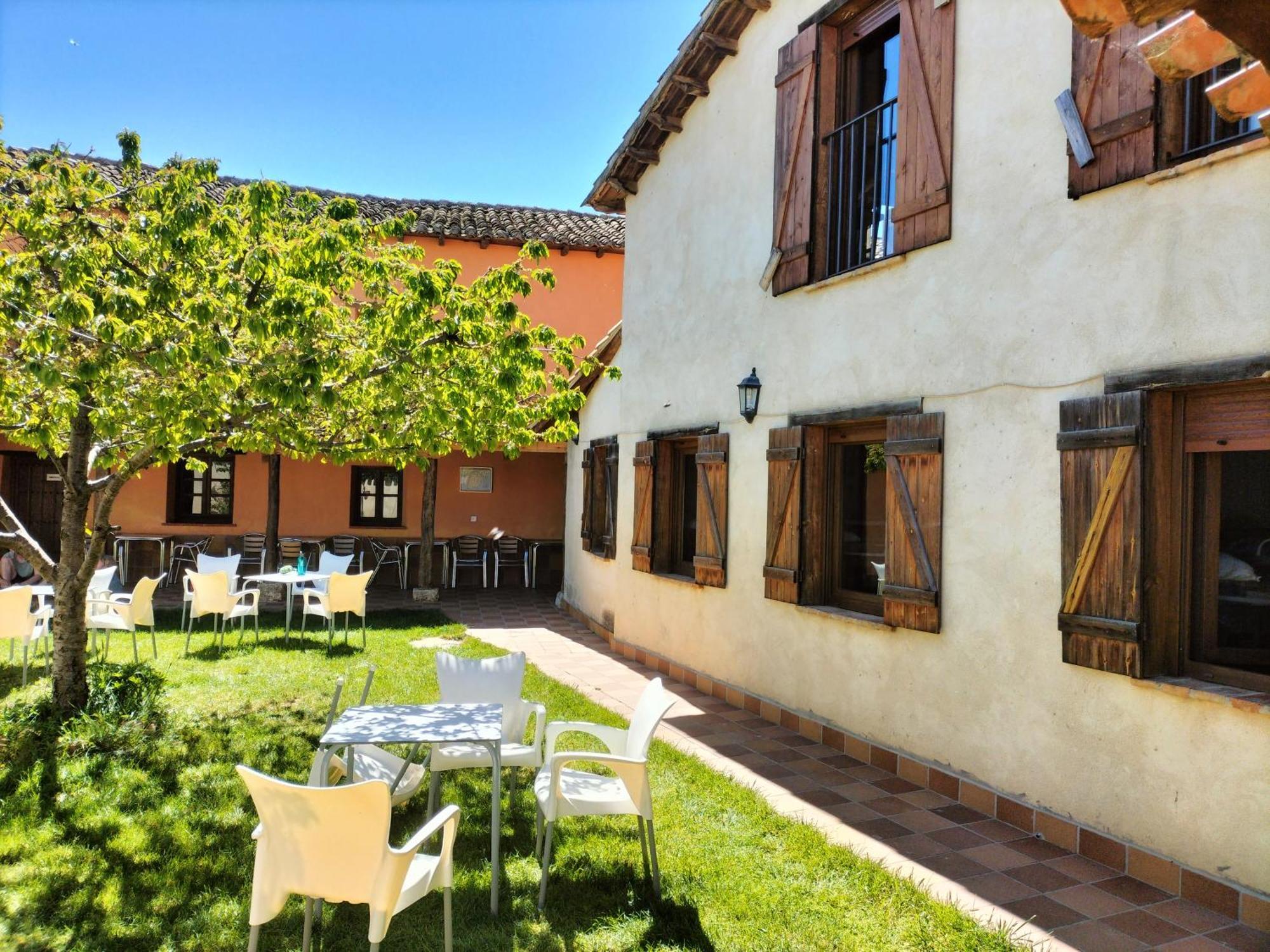 Don Camino Low Cost Villalcazar de Sirga Екстер'єр фото
