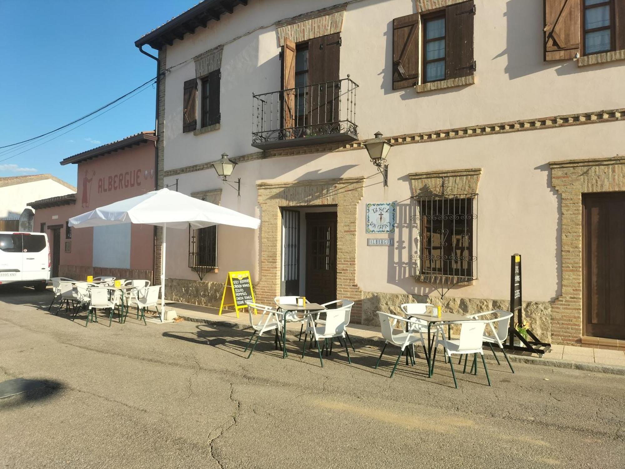 Don Camino Low Cost Villalcazar de Sirga Екстер'єр фото